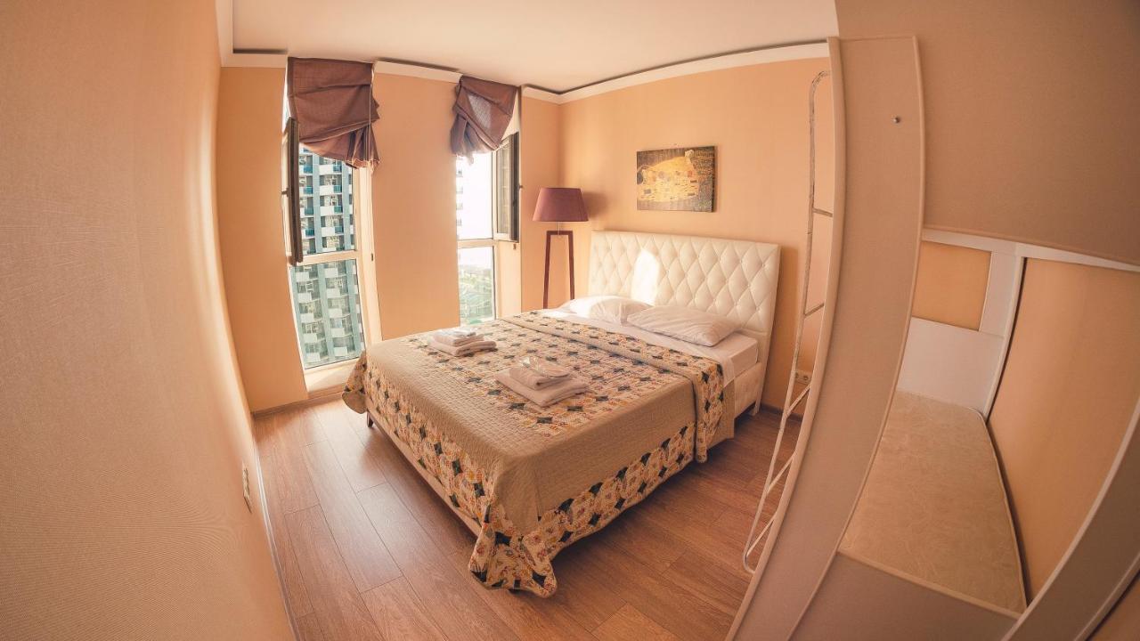 Apart Hotel Orbi Батумі Екстер'єр фото